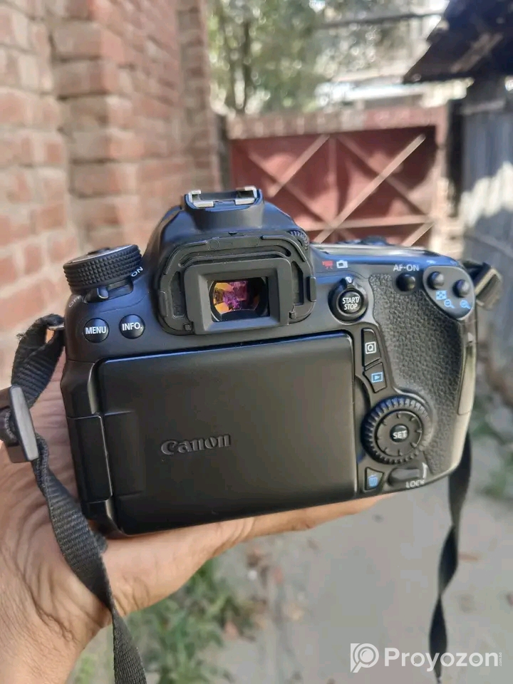 Body + canon 50mm stm prime for sell
