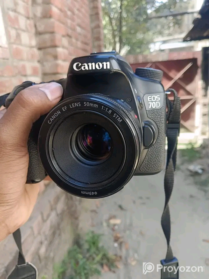 Body + canon 50mm stm prime for sell