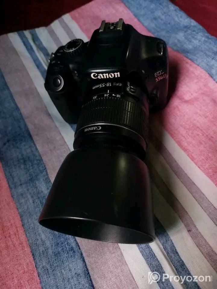 Canon EOS 550D DSLR CAMERA WITh ACCESSORIES