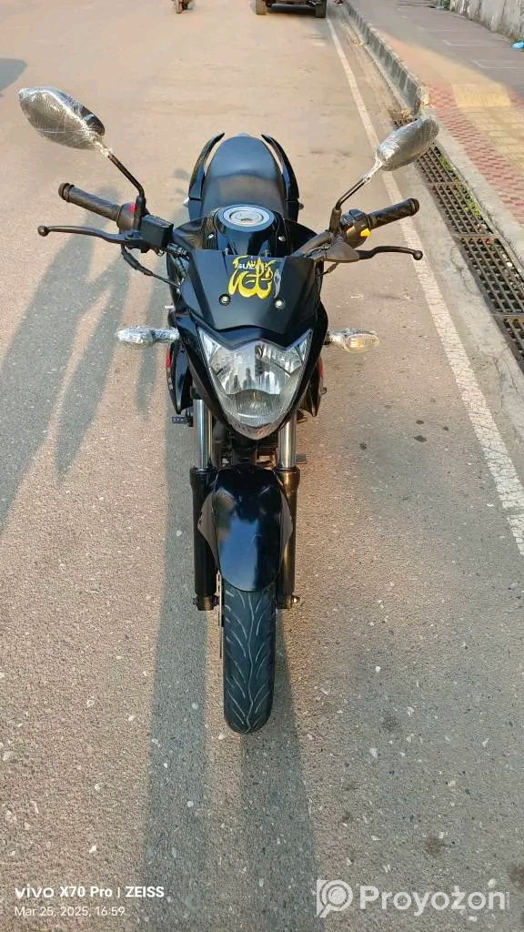 জিক্সার মনটন বাইক টি বিক্রি হবে