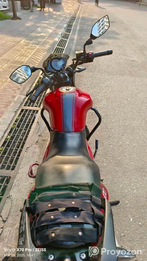 ফ্রেশ কন্ডিশনের বাইক টি বিক্রি হবে