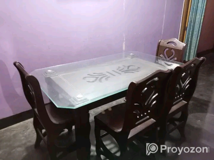 ডাইনিং টেবিল বিক্রয় হবে