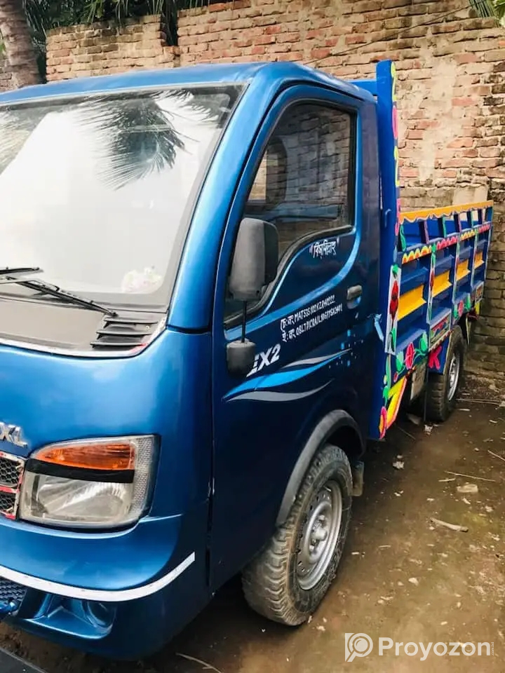 Tata Mega XLগাড়ি বিক্রি করব