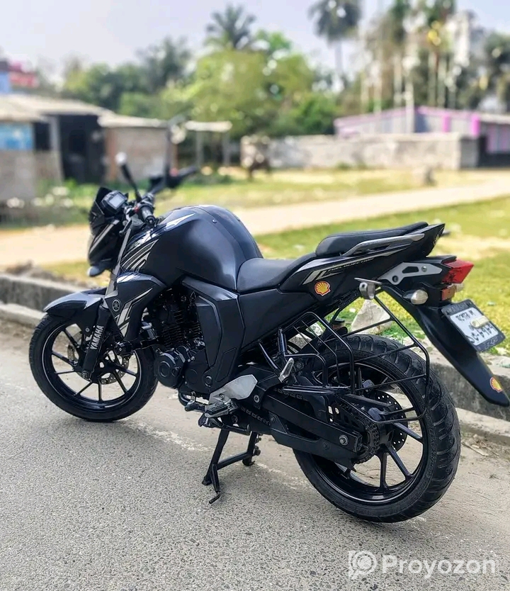 YAMAHA FZ-S V2 (Fi/DD) Black Edition