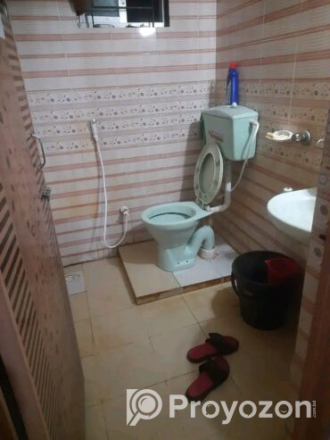 ব্যাচেলার রুম ও সিট ভাড়া দেওয়া হবে