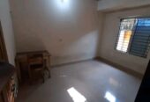 ব্যাচেলার রুম ও সিট ভাড়া দেওয়া হবে