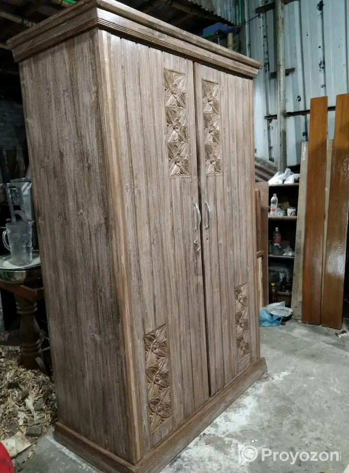 পুরাতন বার্মাটিক সেগুন কাঠের আলমারি বিক্রি হবে