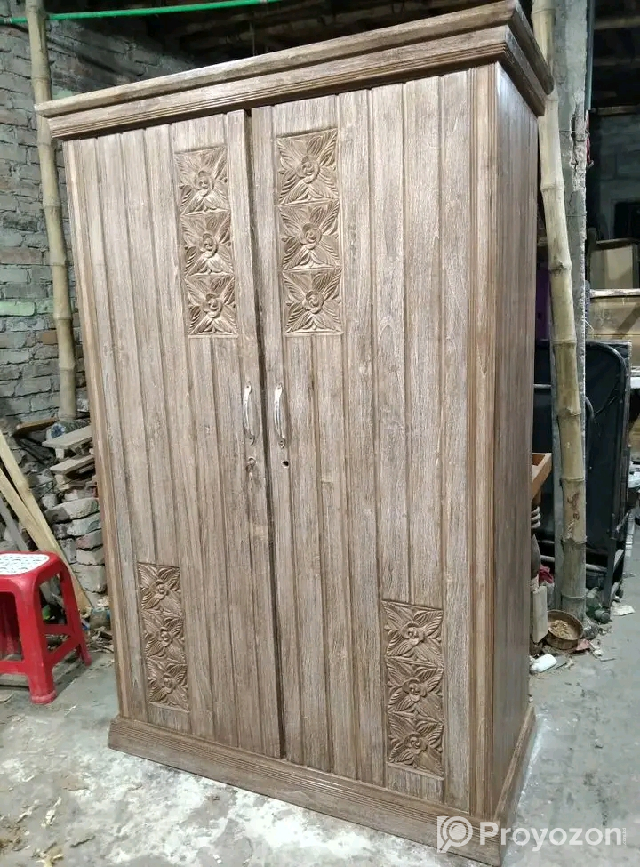 পুরাতন বার্মাটিক সেগুন কাঠের আলমারি বিক্রি হবে