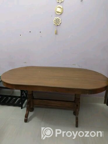 শুধুমাত্র ডাইনিং টেবিলটি বিক্রি করা হবে