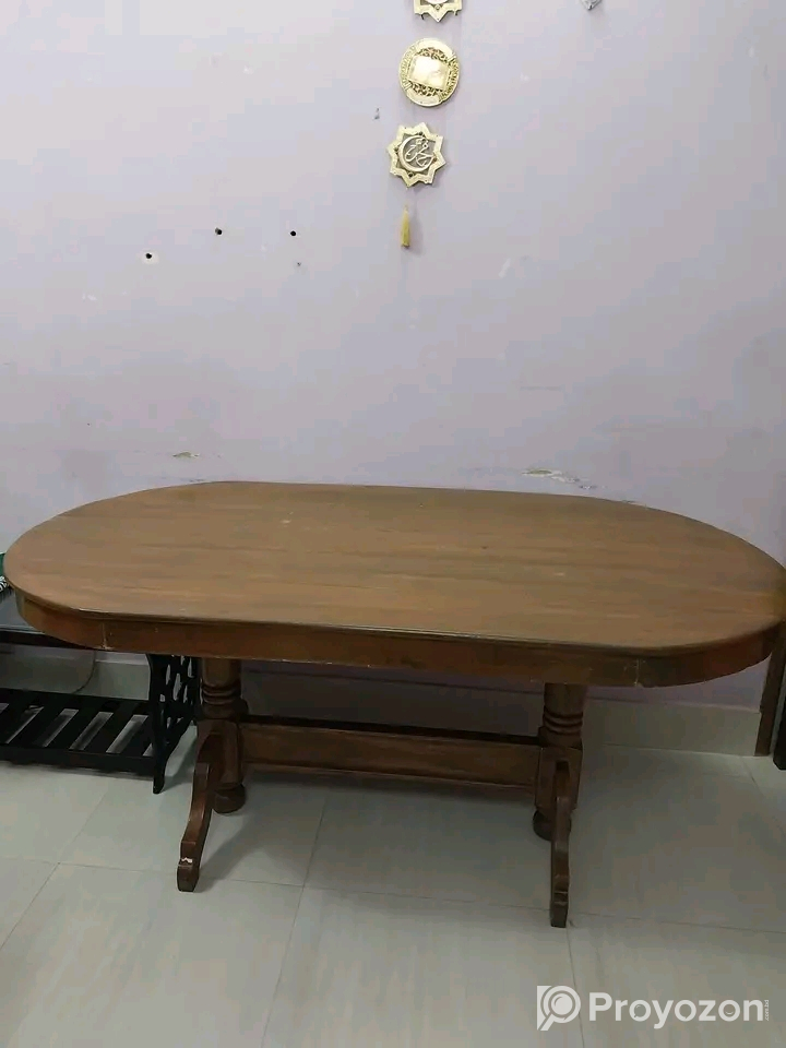 শুধুমাত্র ডাইনিং টেবিলটি বিক্রি করা হবে