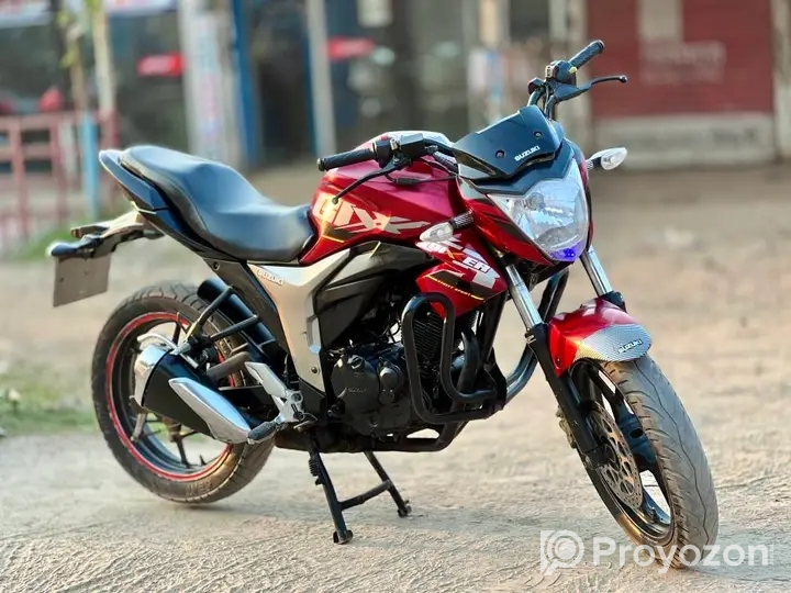 Suzuki Gixxer