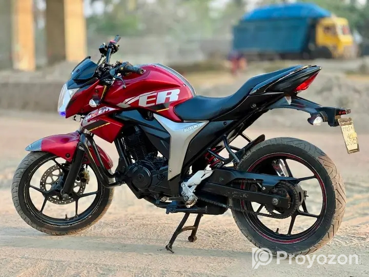 Suzuki Gixxer