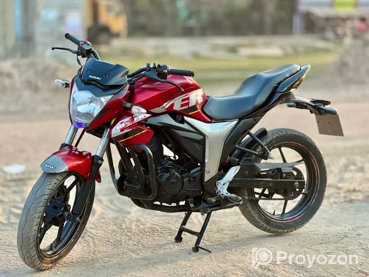 Suzuki Gixxer