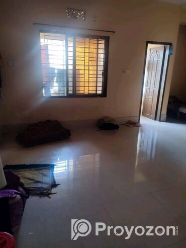 ব্যাচেলারদের জন্য সম্পুর্ন টাইলস ওয়ালা রুম ভাড়া দিব