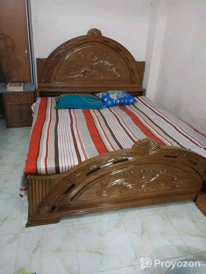 খাট সহ আরো ফার্নিচার বিক্রি হবে