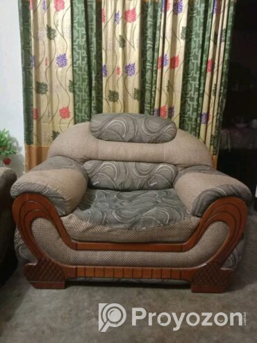 সিংগেল সোফা বিক্রয় হবে
