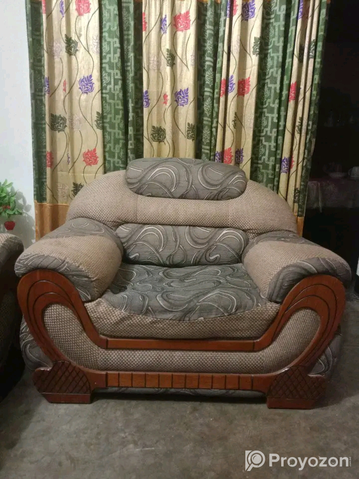 সিংগেল সোফা বিক্রয় হবে