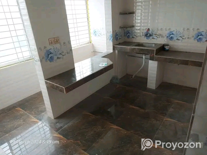 রান্না ঘরসহ সুবিশাল ডাইনিং ডয়িং একেবারেই নতুন