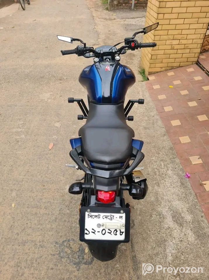 Fzs V3 Fi Abs 21/22 মডেল বাইক