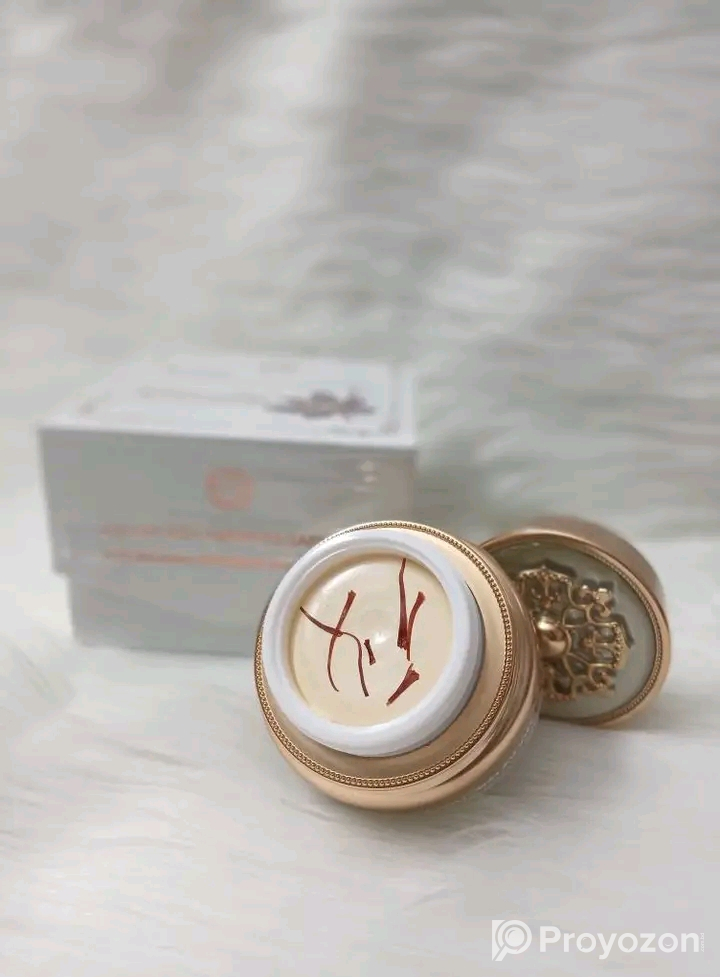 NAPOLI SAFFRON Premium Whitening Night Cream(20G)