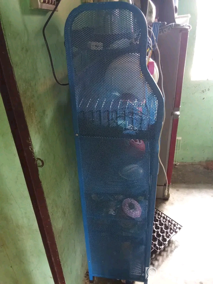 একটা মিক্সসেফ বিক্রি হবে