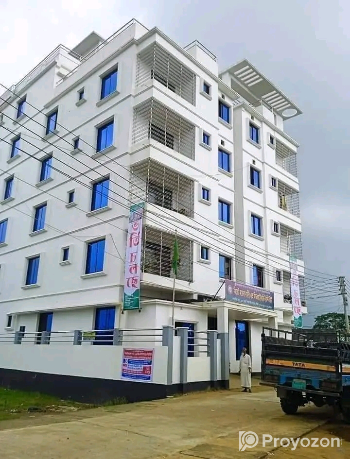 ফার্নিচারের ও কিচেনের সম্পূর্ণ মালামাল সহ ভারা হবে