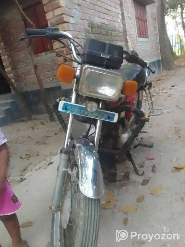 ডায়াং ১০০ সিসি বাইক বিক্রি করা হবে