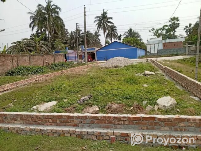 খুলনার রায়ের মহল দোকান ও বাড়ি করার উপযোগী জমি বিক্রয় হবে।