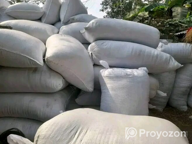 চিকন ধানের খড়
