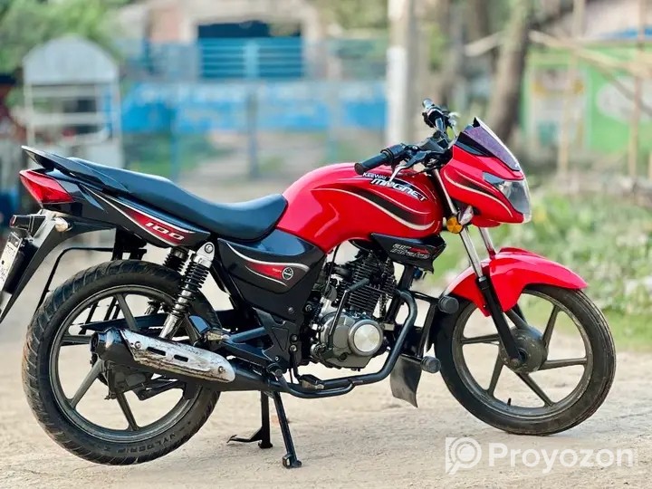 KEEWAY MAGNET (2019)