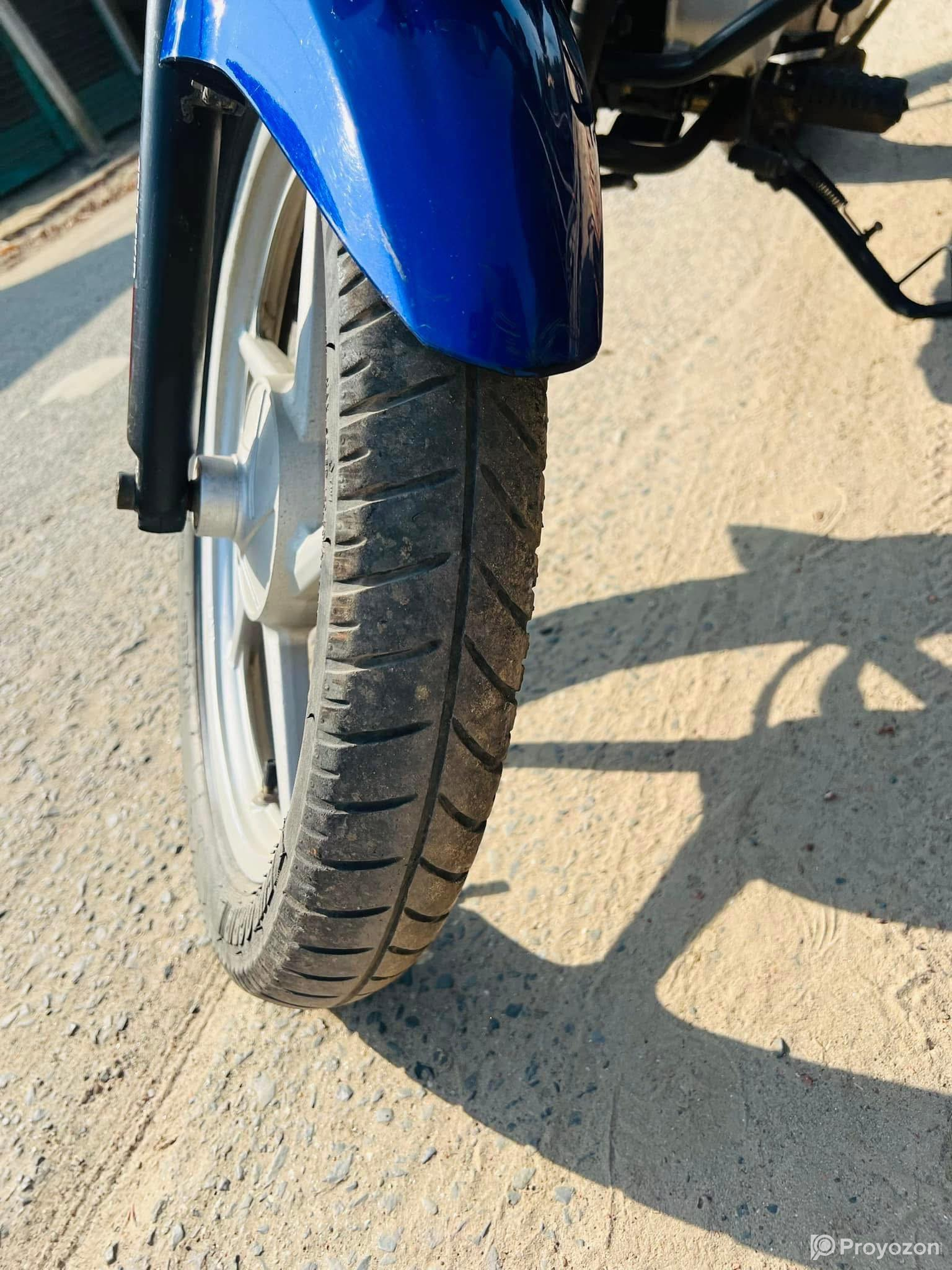 Platina Es 100 cc Self Start Bike for sell