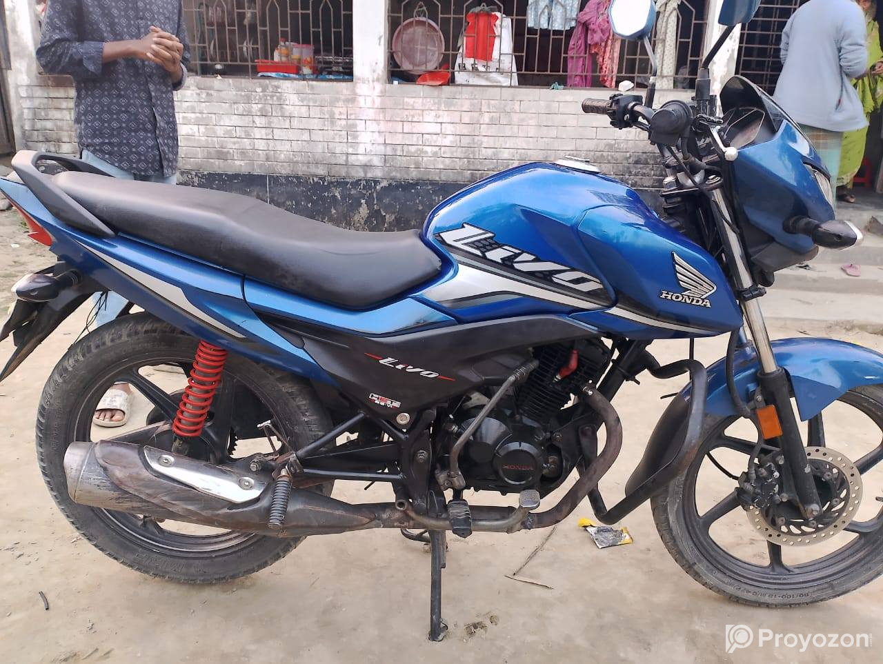 হোন্ডা লিভো হান্ড্রেড ১১০ সিসি বাইক বিক্রি হবে