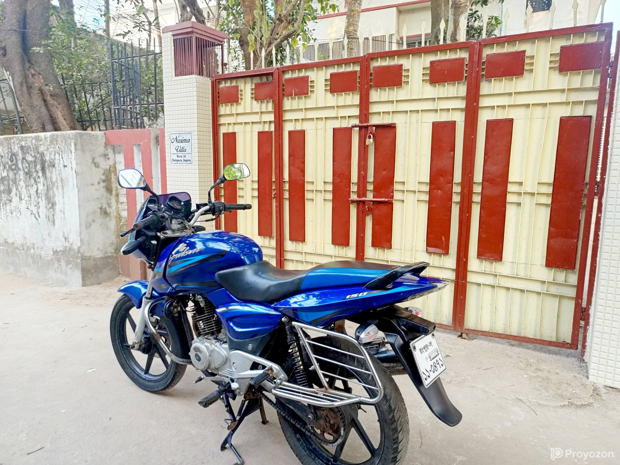 পালসার ১৫০ সিসি ফার্সট মডেল বিক্রি করা হবে