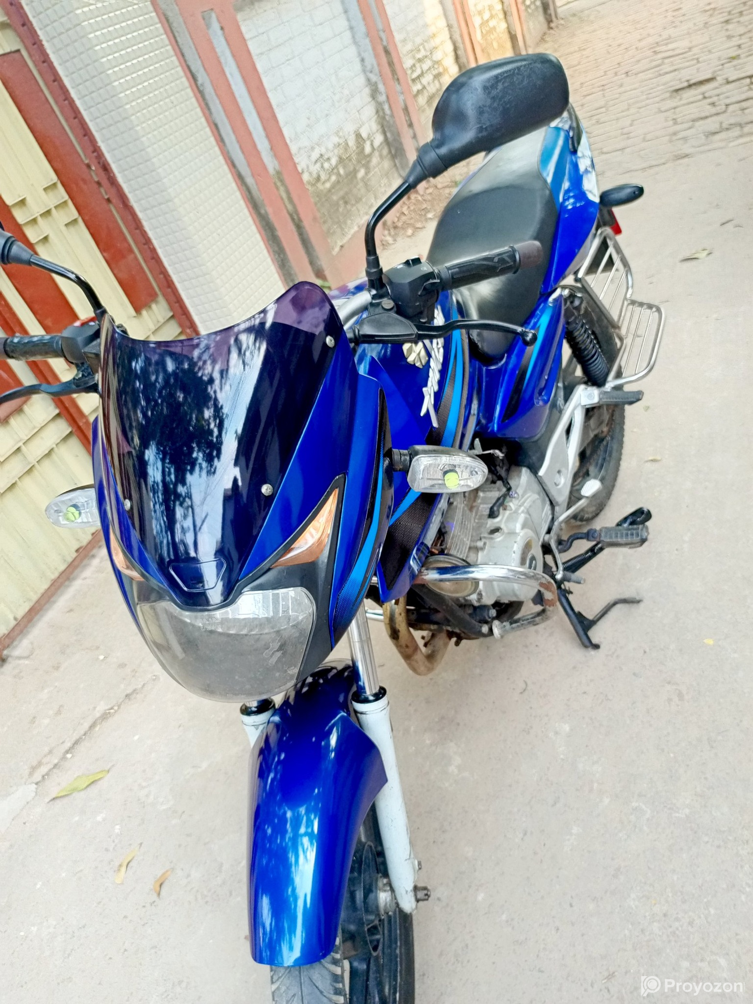 পালসার ১৫০ সিসি ফার্সট মডেল বিক্রি করা হবে