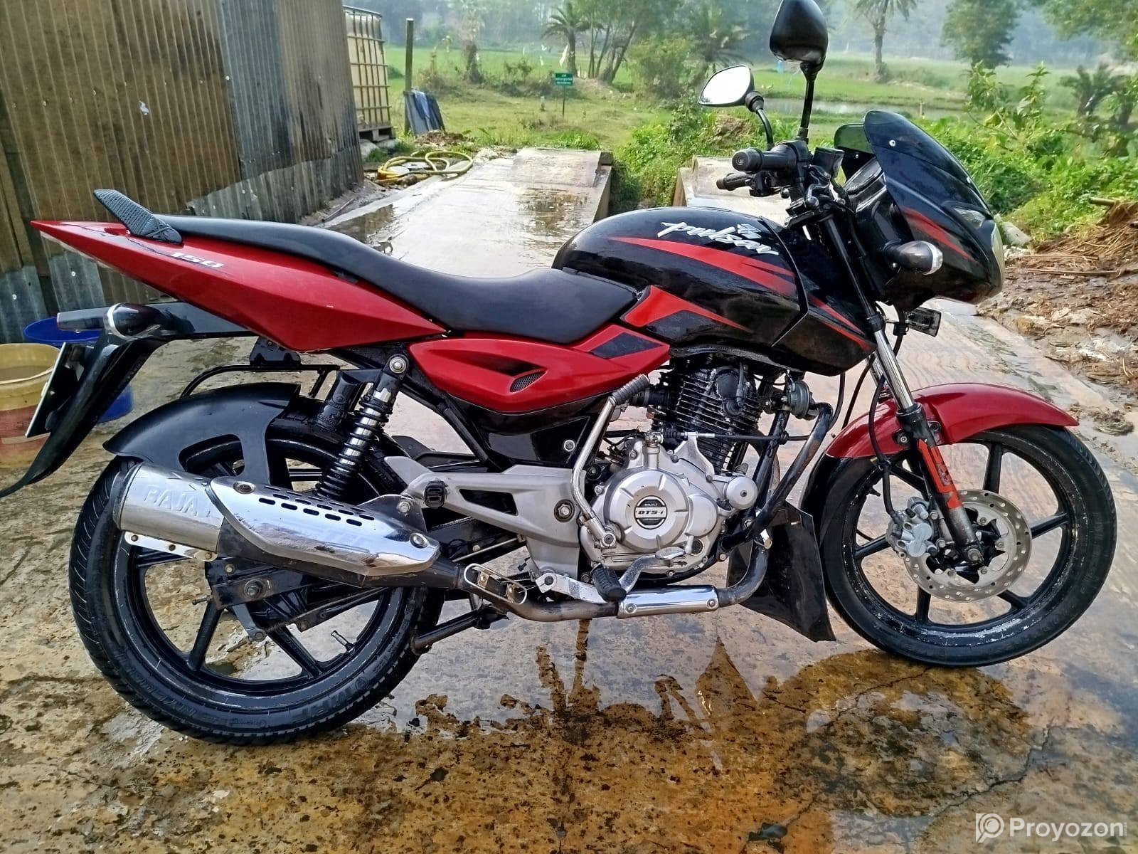 PULSAR 150 C C Bike for sell
