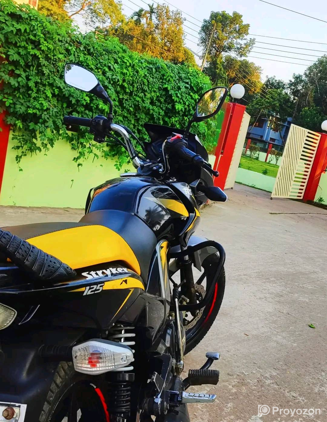 TVS striker 125 cc Bike for sell