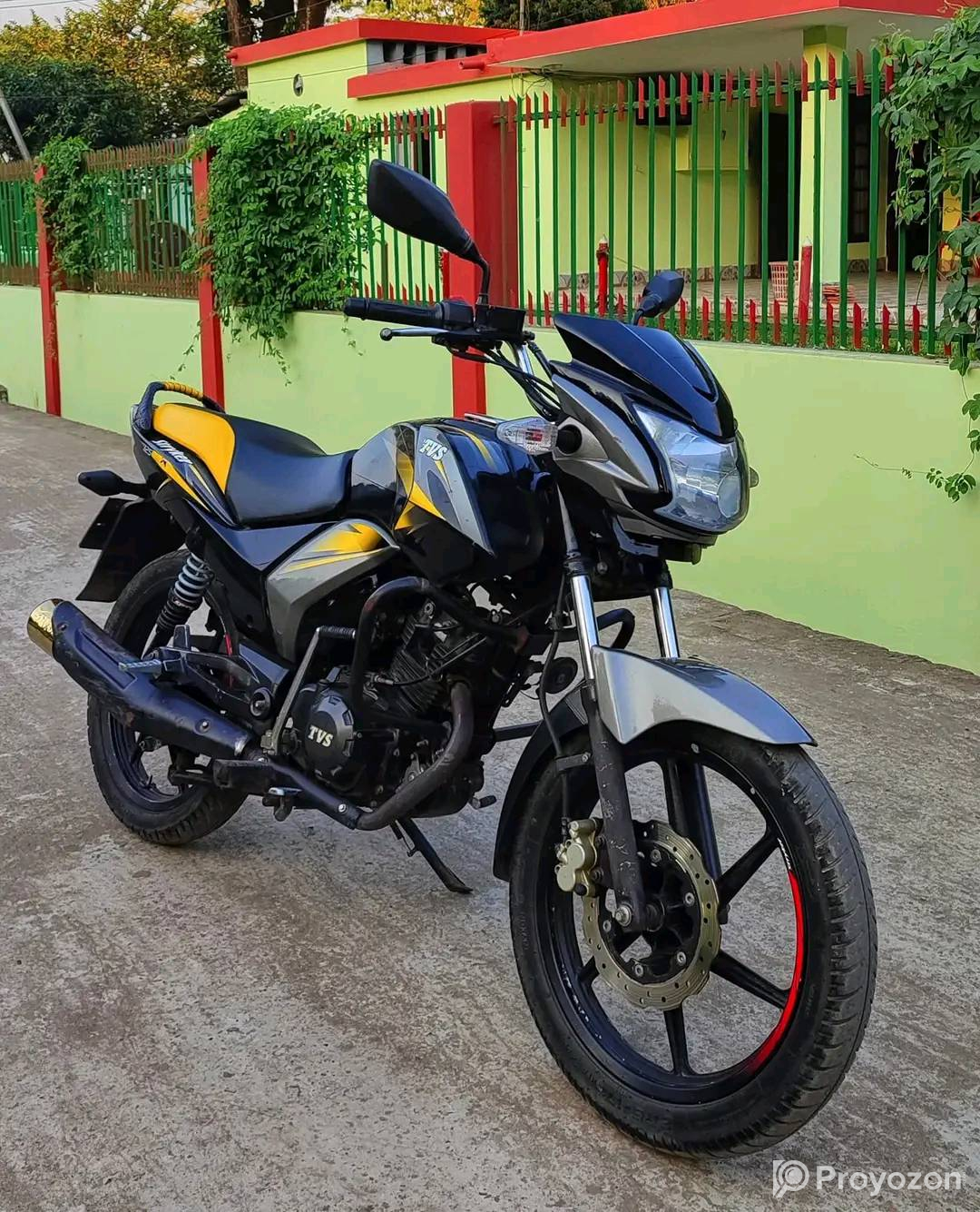TVS striker 125 cc Bike for sell