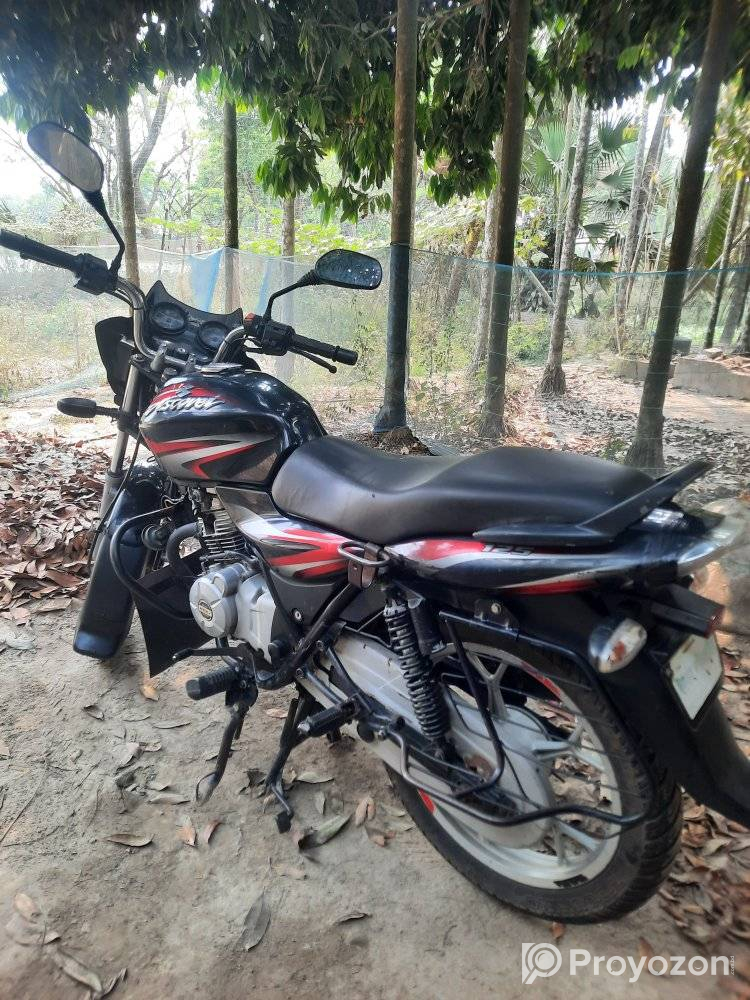 বাজাজ ডিসকভার ১২৫ সিসি বাইক বিক্রি হবে