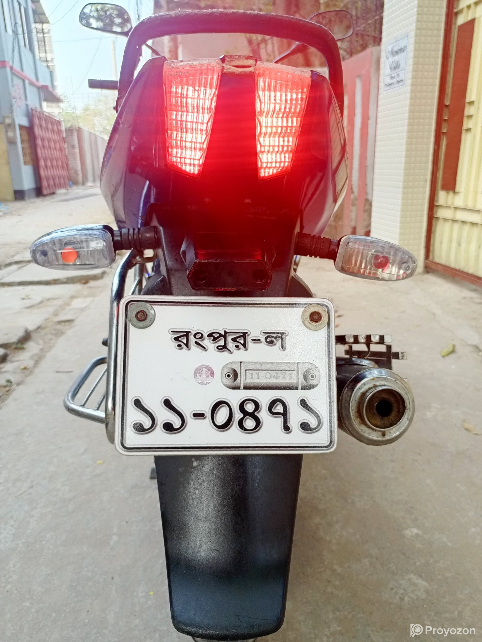 পালসার ১৫০ সিসি ফার্সট মডেল বিক্রি করা হবে