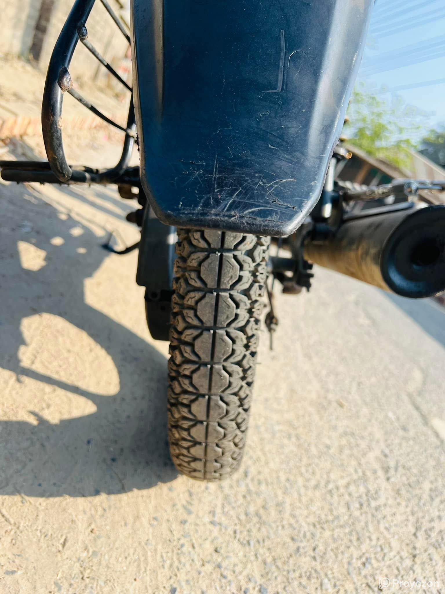 Platina Es 100 cc Self Start Bike for sell