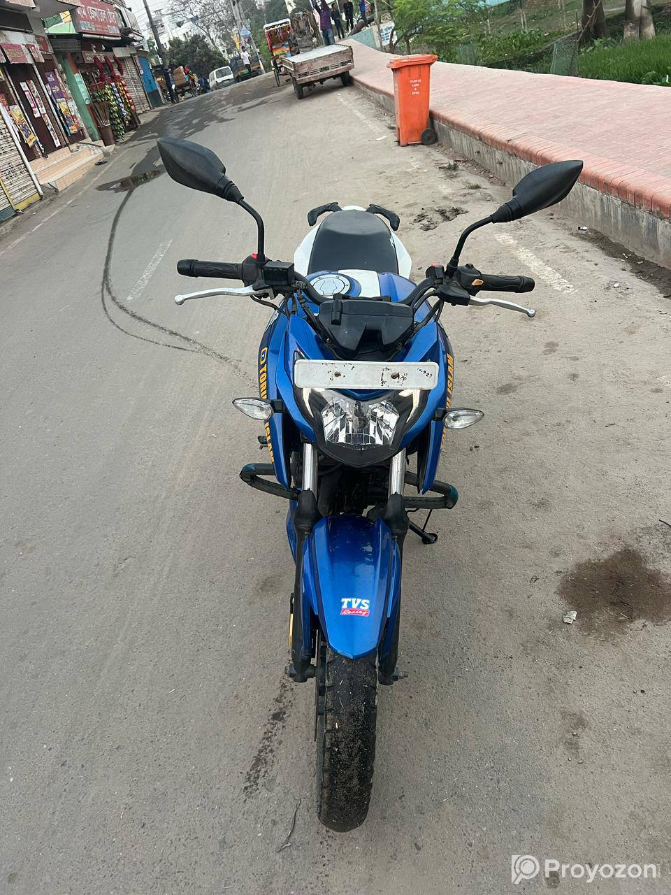 4v মডেল ২০-২১ ডাবল ডিক্স