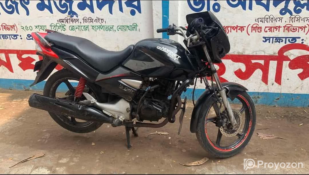 হিরো Cbz ১৫০ সিসি। সিঙ্গেল ডিস্ক গারি বিক্রি হবে।