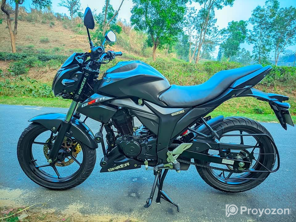 Suzuki Gixxer 2024 মেট ব্ল্যাক