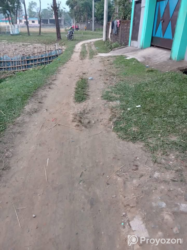 শুদু মাত্র ২য় এবং ৩য় প্লট বিক্রয় হইবে