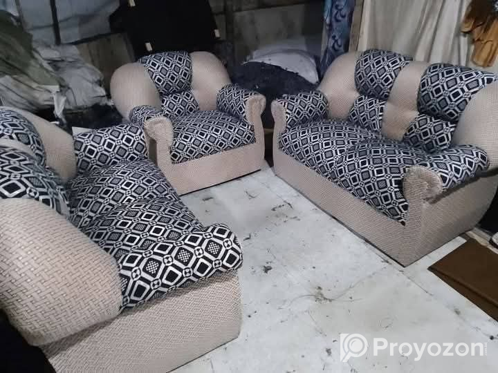 গদি সোফা বিক্রি করা হবে ও হোম ডেলিভারি দেওয়া হয়