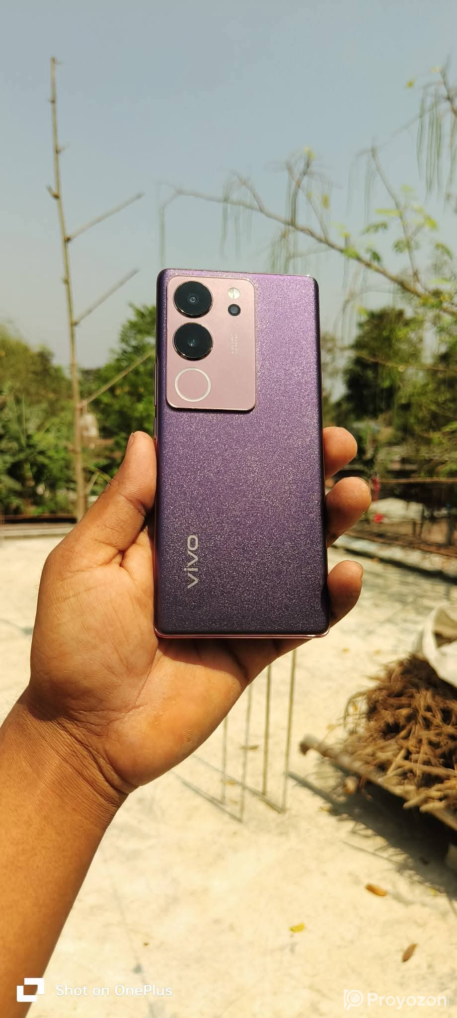 ইন্ডিয়ান বর্ডার ক্রস ফোন সেল দিব।