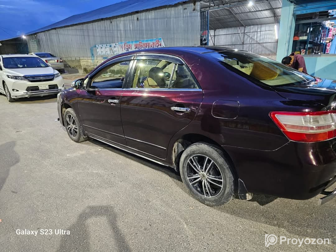 Toyota Premio F Model -2015 sell hobe