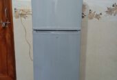 Samsung Fridge 12 CFT 5 years used