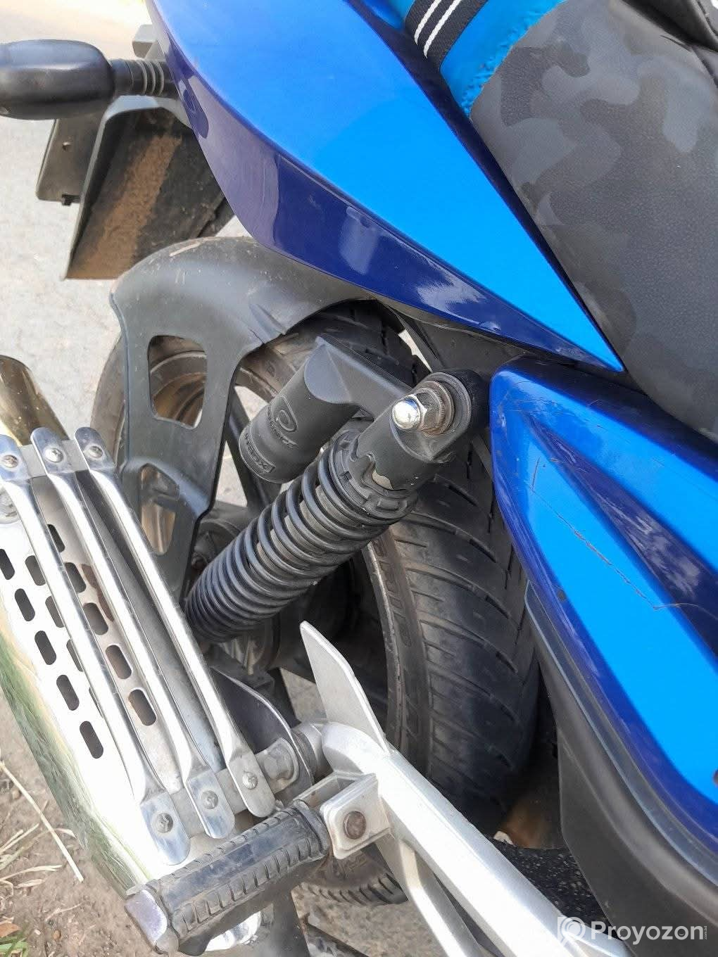 Pulser 150cc 2015 মডেল ফুল ফ্রেশ কন্ডিশন বিক্রি হবে