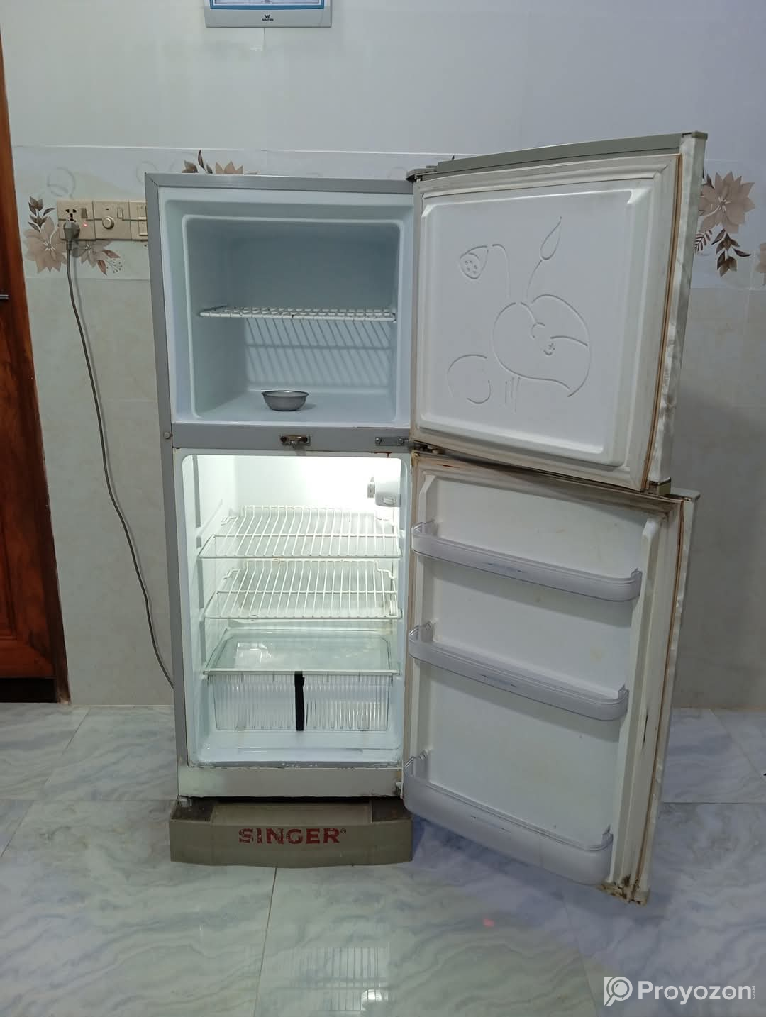 একটি singer ফ্রিজ বিক্রি করা হবে